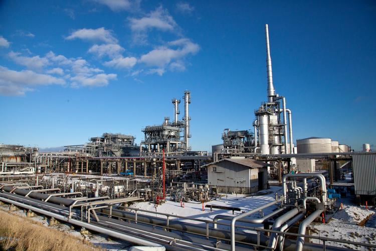 Det var Dong, som i dag hedder Ørsted, der hyrede det italienske byggefirma Solesi til at udbygge olieterminalen i Fredericia. Et projekt til over 1 milliard kroner. Arkivfoto Ørsted