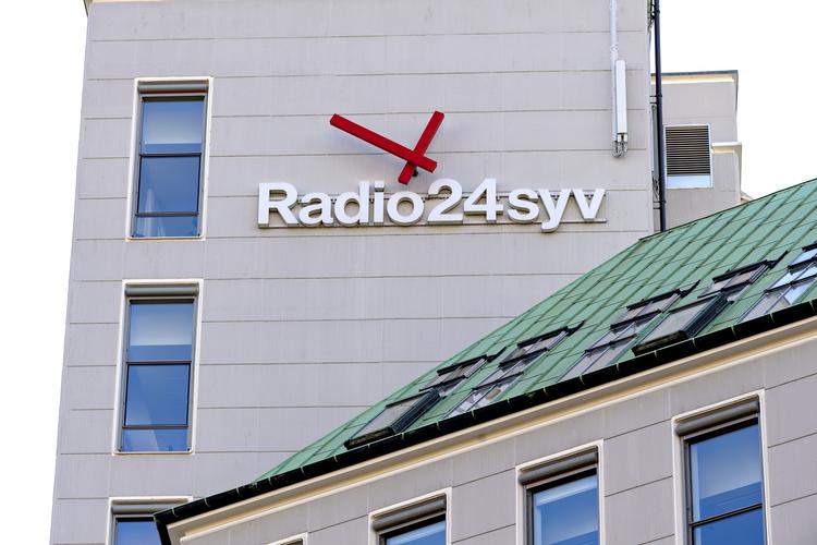 Siden det kom frem, at Radio24syv ikke søger om at forlænge sendetilladelsen på grund af krav om udflytning, er der blevet åbnet op for, at Radio24Syv kan køre videre som DAB-radiostation.  Foto: Bax Lindhardt/Ritzau Scanpix