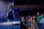 Den kvindelige rapper Noname, fik publikums kærlighed, selvom hun spillede en forhastet koncert på 45 minutter, og glemte at være den skarpe samfundsiagtager, hun er på sine anmelderroste album.
   Foto: Jacob Ehrbahn/POLFOTO