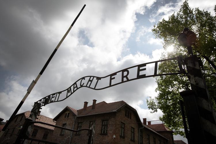 
Peter Langwithz Smith har skrevet en fænomenal bog om den højteknologiske koncentrationslejr Auschwitz
   Foto: Morten Langkilde/POLFOTO