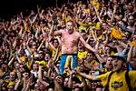 
 Hvis glæden er stor nok, må trøjen af  – og alt kan bruges til at fejre sejren. Her fejrer Brøndby-fans, at de ikke rykker ned i sæsonen 2012/2013.    Foto: Jacob Ehrbahn