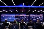 
    IBM ruller Europa tyndt med en lastbiltrailer udstyret med topavanceret IT- og kommunikationsudstyr.  Øvelser i "X-Force Cyber Tactical Operation Center" skal sætte topledere og eksperter under maksimalt pres i fingerede cyberangreb på virksomheder og organisationer.

 Foto: Jacob Ehrbahn/POLFOTO