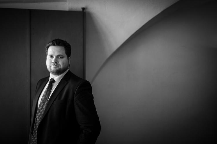 

Efter parlamentsvalget i maj vil Anders Vistisen melde Dansk Folkeparti ind i den nye højregruppe Europæisk Alliance af Folk og Nationer. Mange af partierne ville tidligere ud af EU, men efter det store Brexit-kaos i Storbritannien vil gruppen i stedet arbejde på at forandre EU indefra. Dansk Folkeparti vil stadig have en dansk folkeafstemning på et tidspunkt, men Anders Vistisen vil ikke afgøre, om han i givet fald vil stemme for at blive eller melde sig ud. 
 Foto: Jens Hartmann Schmidt/POLFOTO