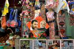 De to spidskandidater ved det indiske valg trykt på en drage. Nuværende premierminister, Narendra Modi til højre og Det indiske kongrespartis præsident, Rahul Gandhi, til venstre. Foto: Manjunath Kiran / AFP. Foto: Manjunath Kiran/Ritzau Scanpix