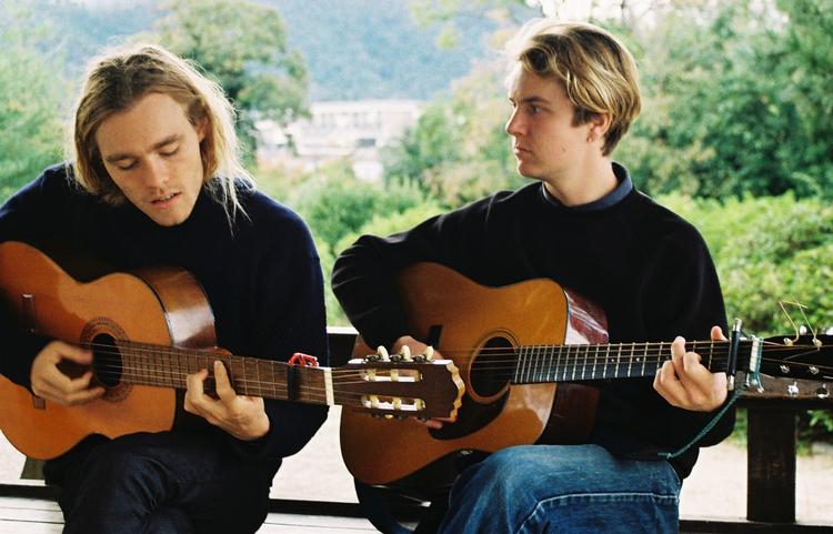 To af medlemmerne fra bandet First Flush, Jonathan Carstensen West (th) ogAlexander Weile (tv) anbefaler her tre romantiske værker. Foto: Daichi Tano