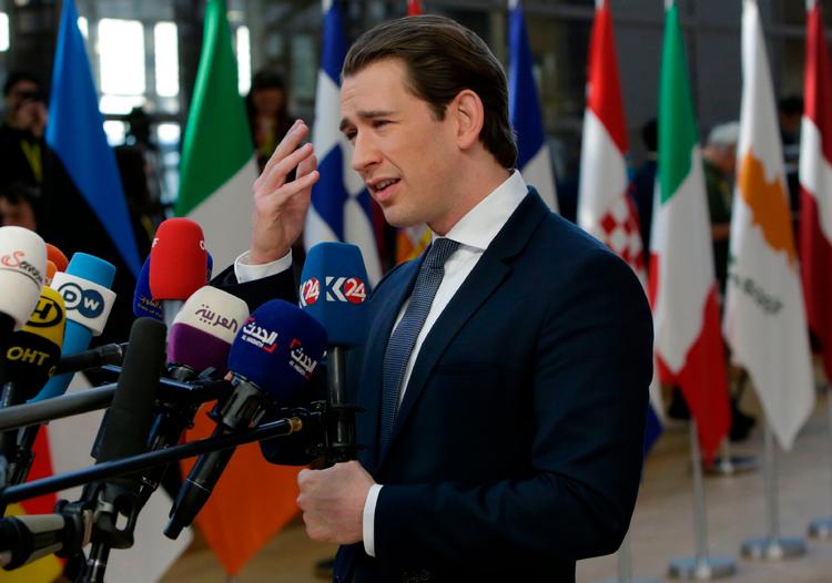 Den østrigske kansler Sebastian Kurz, der her ses ved et møde i Europa Parlamentet tidligere på måneden, tager kraftig afstand fra netop offentliggjort digt fra østrigsk viceborgmester. 
   Foto: Aris Oikonomou/Ritzau Scanpix