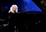 Judy Collins optræder ved Grammyuddelingen i 2017, hvor hun selv var nomineret.
   Foto: Matt Sayles/Ritzau Scanpix