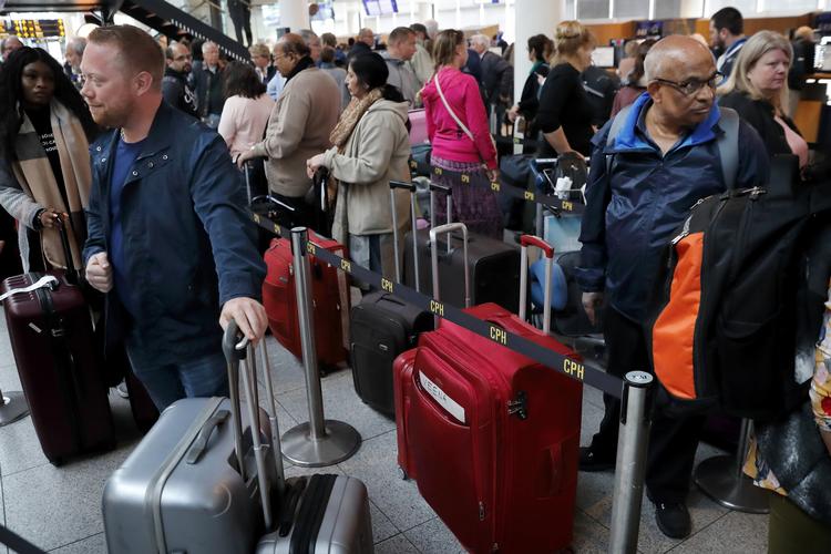 SAS-piloterne strejker, og det rammer pasagerne. Billedet er fra Københavns Lufthavn i morges, hvor strejken netop var blevet bekendtgjort.  Foto: Jens Dresling/POLFOTO