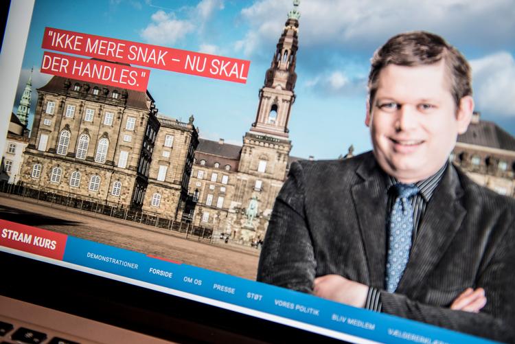 
Valgplakat for Rasmus Paludan, der har en dom for at have overtrådt racismeparagraffen.
   Foto: Mads Claus Rasmussen/Ritzau Scanpix