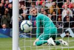 En dårlig periode for den ellers stærke spanske Manchester United-målmand David De Gea blev forstærket, da han søndag aften kostede et mål på Old Trafford mod Chelsea. 
   Foto: Phil Noble/Ritzau Scanpix