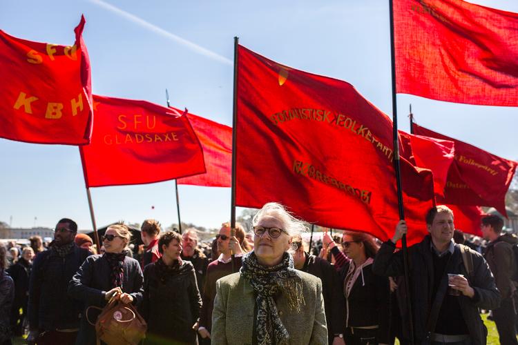 
På arbejdernes internationale kampdag kræver flere partier, at en eventuel S-regering skal sikre, at flere virksomheder kommer over på borgerne hænder.   Foto: Ivan Boll/POLFOTO