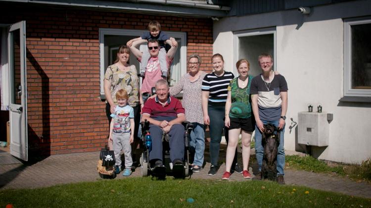 Magasinet satte fokus på, at flere familier ønsker at bo flere generationer under samme tag. Men temaet var for stort til programmets længde.  
