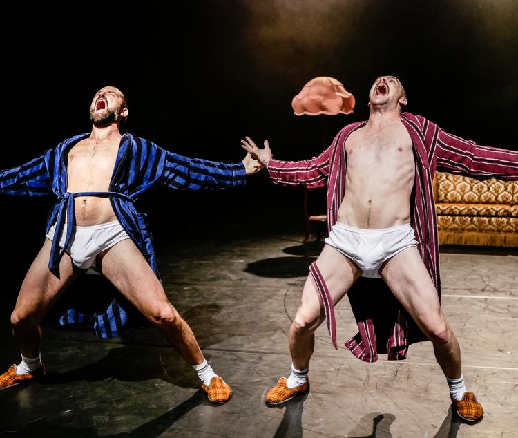 Jannik Elkær og Kristoffer Louis Andrup Pedersen giver den gas. Det er umiskendelig Don Gnu-style. Foto: Christoffer Brekne