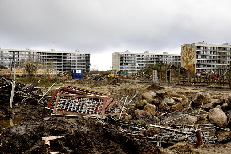 Nedrivning af 400 boliger i Gellerup og 200 i Toveshøj skal give plads til nye boliger og erhverv. Foto: Finn Frandsen/POLFOTO