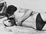 Hvordan får man sig en sommerflirt, hvis man ikke tør date? Ibyens brevkasse giver en nervøs læser svar.
   Foto: Mogens Berger/POLFOTO