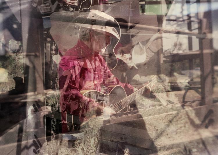 J.J. Cale var ikke en forkortelse af hans rigtige navn. Det var nemlig John Weldon Cale. Født 1938 i Oklahoma City, død 2014 i La Jolla, Californien. Foto: Stephane Sednaoui