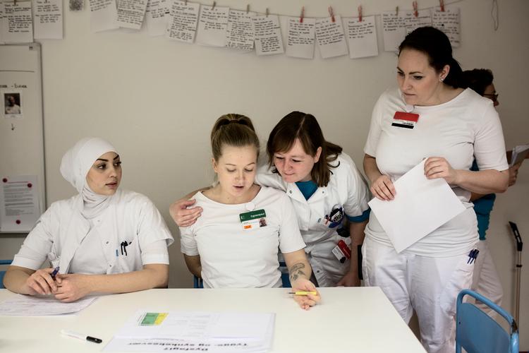 Morgenmøde på Herlev Hospital, hvor dagens opgaver gennemgåes og fordeles.  Arkivfoto Emma Sejersen