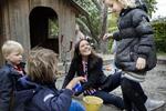 
Institutionsleder Sally Heman fra Louisegården på Frederiksbergsiger, at politikerne skal tage afsæt i virkeligheden og ikke tælle vikarer og ansatte på barsel med i normeringen.  Foto: Louise Herrche Serup/POLFOTO