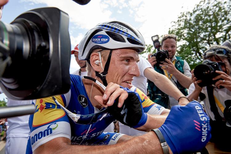 En af de herlige stunder i Marcel Kittels karriere som vinder af 7. etape i Tour de France 2017. Foto: Claus Bonnerup/POLFOTO