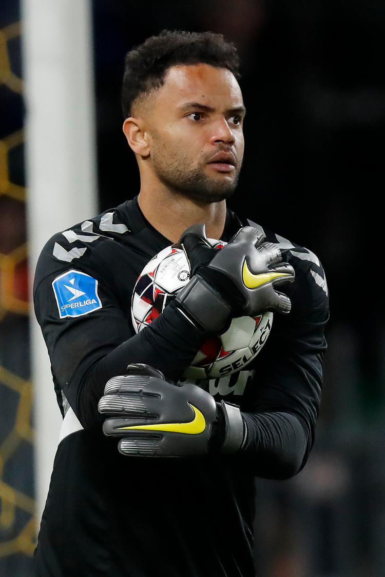 Sten Grytebust er to år i træk blev kåret som Superligaens bedste målmand. Nu skifter han til FCK
   Foto: Jens Dresling/POLFOTO