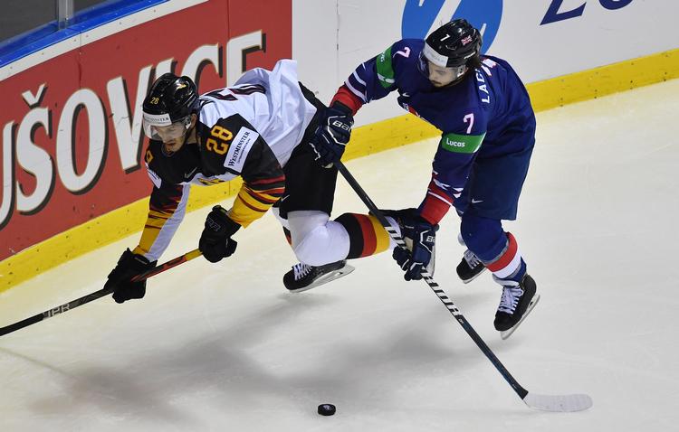 »Den britiske liga er gået lidt under radaren. Den kan godt måle sig med den danske«, fortæller landsholdets målmandstræner, Peter Hirsch, der tidligere selv har spillet i Coventry. Foto: Joe Klamar/Ritzau Scanpix