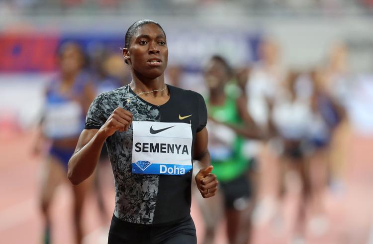 Her vinder sydafrikanske Caster Semenya 3. maj i overlegen stil sit 800 meter-løb ved sæsonpremieren på Diamond League i Doha.
   Foto: Karim Jaafar/Ritzau Scanpix