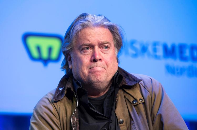 
    De politiske spændinger vokser i Frankrig forud for valget til Europa-Parlamentet i næste uge. En af forklaringerne er den tidligere strateg for præsident Donald Trump i USA, Steve Bannon.. Terje Pedersen/ NTB Scanpix via REUTERS  Foto: Ntb Scanpix/Ritzau Scanpix