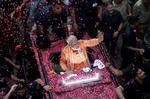 
    Efter de sidste valgsteder var lukket, viste valgstedsmålinger, at premierminister Narendra Modi udbygger sit flertal og sikrer sig endnu en periode i regering. REUTERS/Adnan Abidi/File Photo
   Foto: Adnan Abidi/Ritzau Scanpix