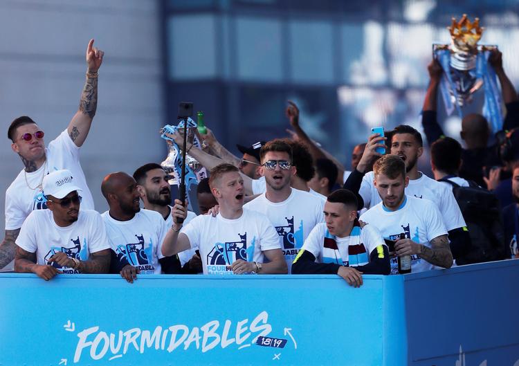
Manchester City fyldte pokalskabet godt op med hele tre hjemlige titler i denne sæson - mesterskabet og de to pokaltriumfer.
   Foto: Lee Smith/Ritzau Scanpix