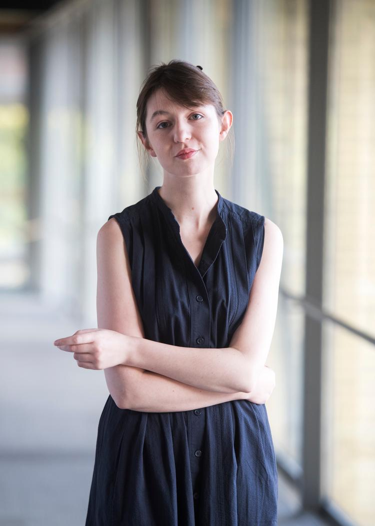 Sally Rooney er berømmet for at skrive i særklasse gode sexscener. Hun går til dem, som var de dialoger, og prøver via de fysiske udvekslinger at beskrive, hvad karaktererne forsøger at kommunikere til hinanden, så scenerne får en dramatisk fremdrift. Foto: Fredrik Sandberg/tt/Ritzau Scanpix