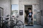 
Heldig eller uheldig? Henrik Harsbo er uheldig at have valgt et rækkehus i Nordhavn. For så sætter Vurderingsstyrelsen skatten op til det tredobbelte. Samlet boligskat lyder på 107.661 kr. Foto: Jens Hartmann Schmidt/POLFOTO