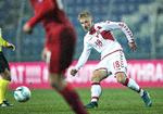
    Danmarks Daniel Wass under venskabskampen Tjekkiet - Danmark, 15.november 2016.VM i fodbold bliver ikke ramt af vokseværk allerede i forbindelse med den næste slutrunde om tre år.
Således har Det Internationale Fodboldforbund (Fifa) droppet planerne om at udvide VM til 48 lande ved slutrunden i Qatar i 2022.. (Foto: Henning Bagger/Ritzau Scanpix)
   Foto: Henning Bagger/Ritzau Scanpix