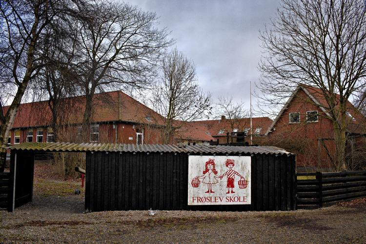 Folkeskoler er lukket i hobetal. (arkivfoto. Foto: Marcus Trappaud Bjørn/POLFOTO