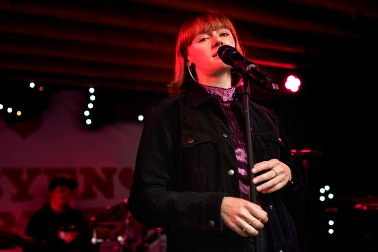 Ea Kaya gav aftenens første koncert. Foto: Ivan Boll