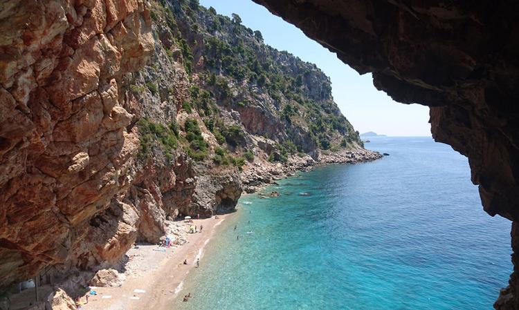 Den stilfærdige Pasjaca-strand ligger kun en halv times kørsel fra turistmekkaet Dubrovnik i Kroatien. Foto: CNTB 