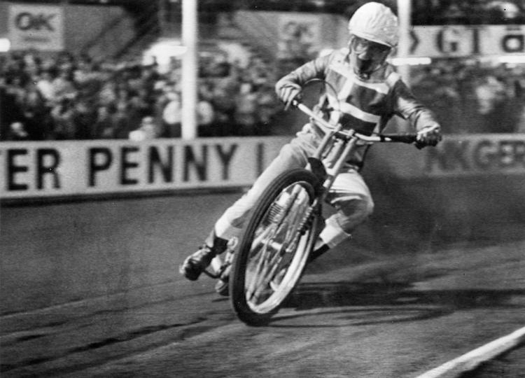 Ole Olsen vinder VM i Speedway 1971.
   Foto: Carl-erik Sundström/pressens Bild/polfoto