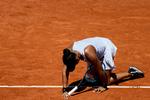 Tredje gang gik det galt i Paris for japaneren Naomi Osaka. Foto: Thomas Samson/Ritzau Scanpix