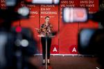 Socialdemokratiets formand Mette Frederiksen fremlagde i går sit bud på et kommende regeringsgrundlag fra partiets gruppeværelse på Christiansborg. Foto: Mads Nissen/POLFOTO