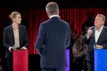 
    Mette Frederiksen og Lars Løkke Rasmussen under partilederrunden Demokratiets Aften hos Danmarks Radio i DR Byen i København.
   Foto: Mads Claus Rasmussen/Ritzau Scanpix