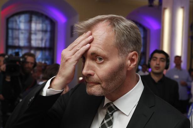 Der er ikke den store jubel ved Dansk Folkepartis valgfest, der afholdes på Christiansborg.  Foto: Jens Dresling/POLFOTO