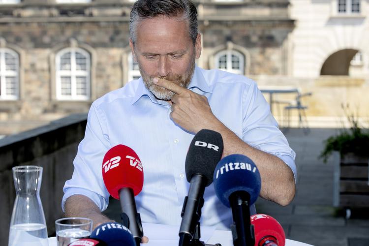 Anders Samuelsen var berørt, da han fortalte om sin afgang. Foto: Peter Hove Olesen/POLFOTO