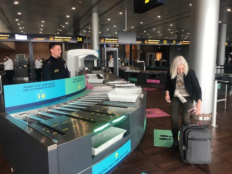 I fremtiden kan du som passager i Københavns Lufthavn lade væsker og PC'er og Ipad's blive i tasken. Foto: CPH