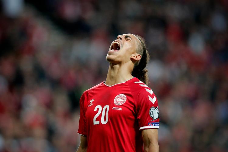 Yussuf Poulsen ærgrer sig over det manglende mål, der kunne have løftet en god indsats yderligere.
   Foto: Jens Dresling/POLFOTO