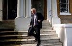 
    FTi kandidater står på spring for at afløse Theresa May som konservativ partileder og premierminister.
Blandt dem finder man tidligere udenrigsminister Boris Johnson, nuværende udenrigsminister Jeremy Hunt og miljøminister Michael Gove. REUTERS/Henry Nicholls
   Foto: Henry Nicholls/Ritzau Scanpix