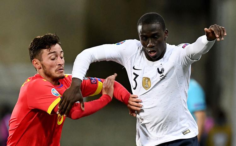 Tirsdag spillede Ferland Mendy (th.) sin 3. landskampe for Frankrig og i dag skrev han kontrakt med Reral Madrid. Foto: Franck Fife/Ritzau Scanpix