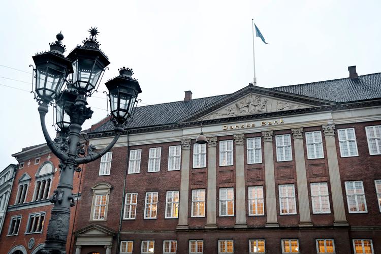 Måske kunne algoritmerne bruges til at kortlægge, hvilke banker der har størst sandsynlighed for at ende som hvidvaskere for russiske kriminelle?
   Foto: Jens Dresling/POLFOTO