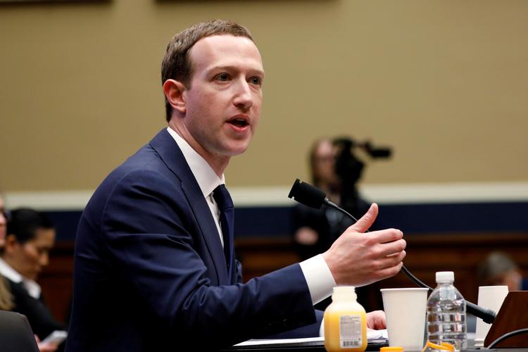 Her optræder den rigtige Mark Zuckerberg ved en høring i Kongressen i juni 2019.  Foto: Aaron Bernstein/Ritzau Scanpix