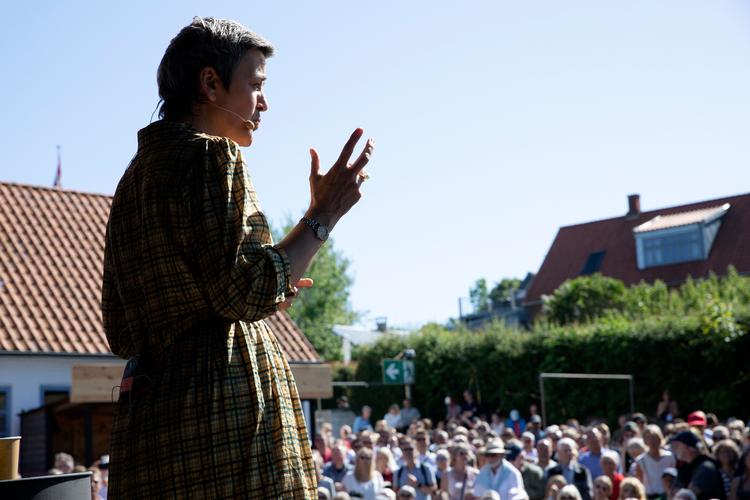 Det er afgørende med opbakning hjemmefra, når man går efter en politisk toppost i EU, gør Magrethe Vestager klart på Politikens scene ved Folkemødet på Bornholm.  Foto: Finn Frandsen/POLFOTO
