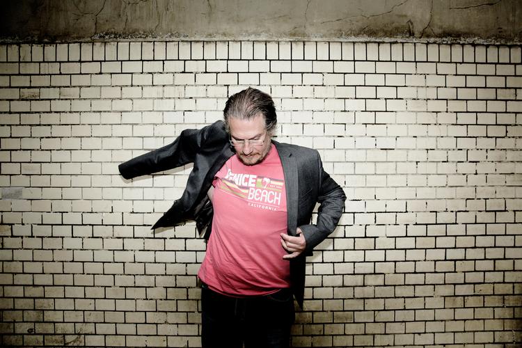 Henrik Dahl skrev en roman og fik dårlige anmeldelser. Så foreslog han et litterært ankenævn, hvor forfattere kunne klage over dårlig behandling i pressen. Foto: Peter Hove Olesen/Ritzau Scanpix