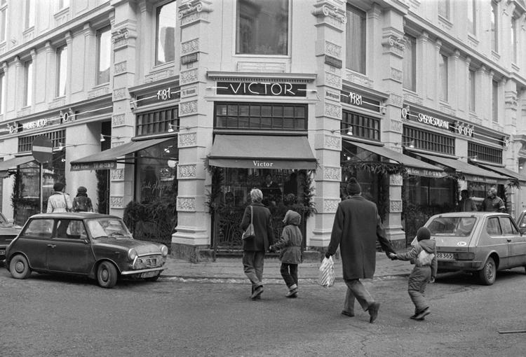 Cafe Victor i Ny Østergade fotograferet ved åbningen i 1981.
   Foto: Erik Gleie/POLFOTO